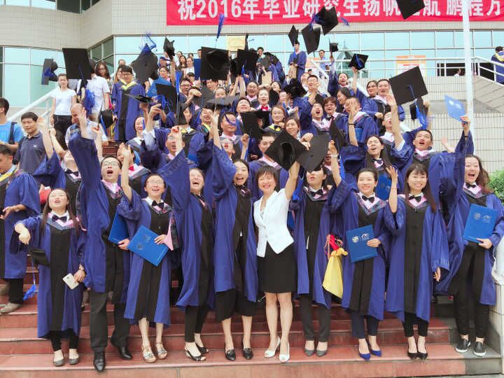 西南交通大学2016届研究生毕业典礼暨授位仪式隆重举行